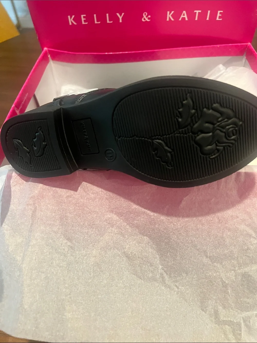 Girl’s Size 1 - Kelly & Katie Bright Hot Pink Shoe Box with White Logo